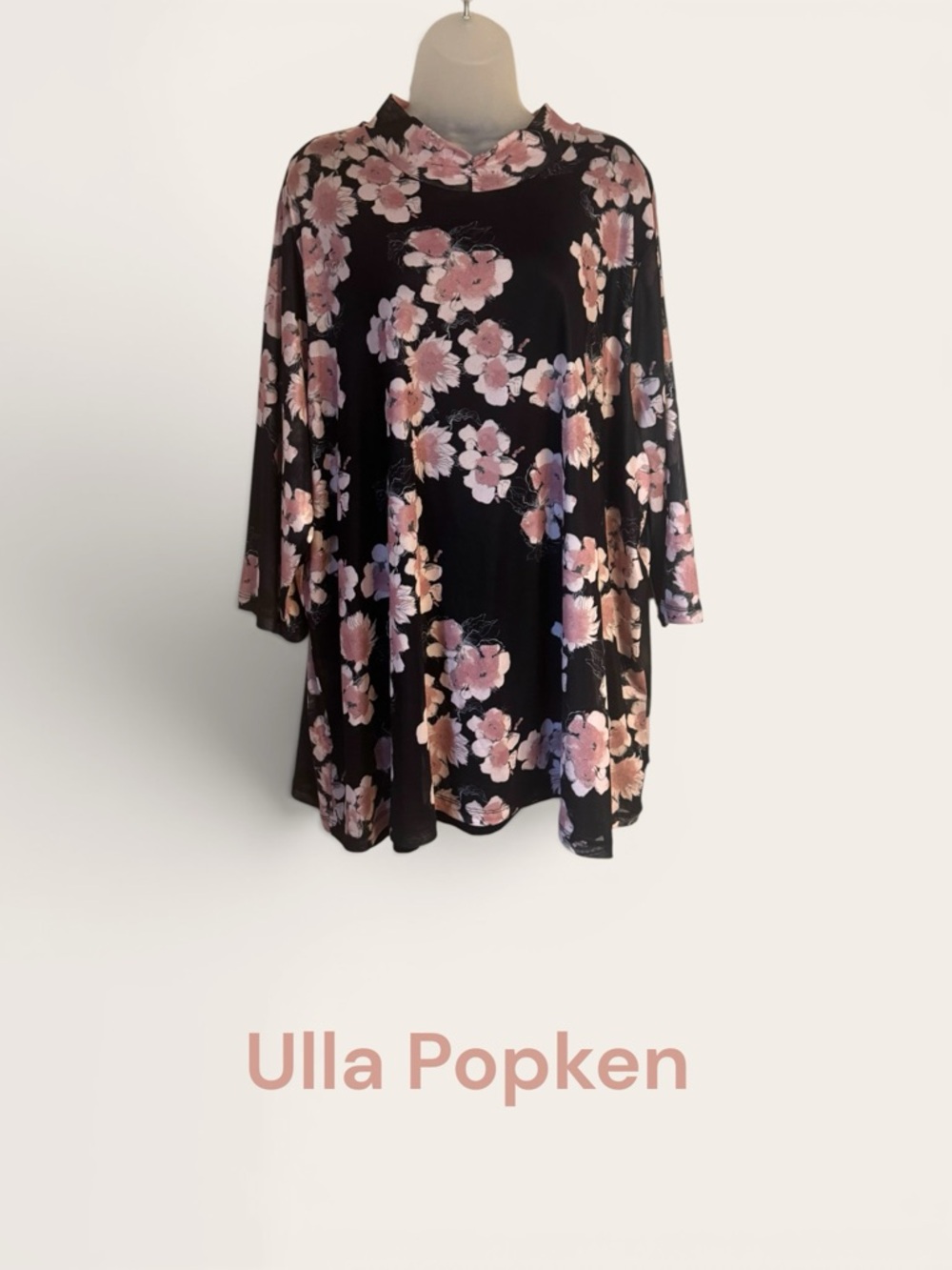 Ulla Popken Black Top w/Shade of Pink/Blush Floral Print PLUS: 24/26 #13